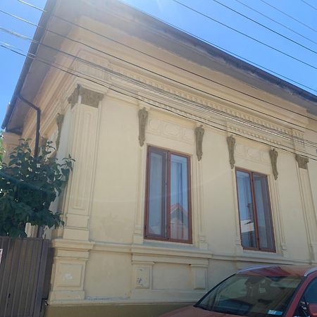 Casa Trandafirilor Hotel Tulcea Exterior foto